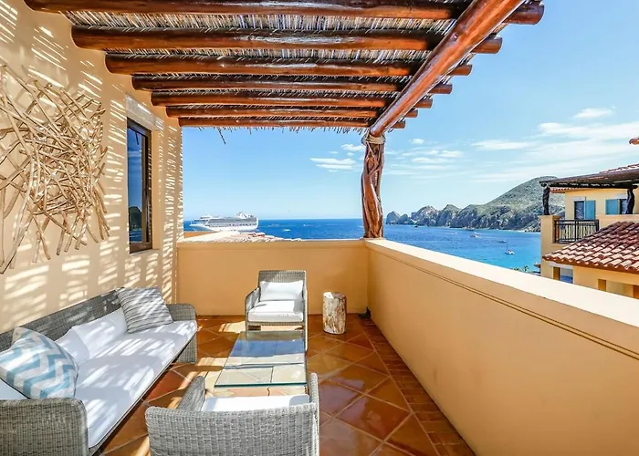 Exclusive Penthouse Jacuzzi & Private Access *