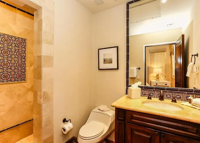 Exclusive Penthouse Jacuzzi & Private Access
